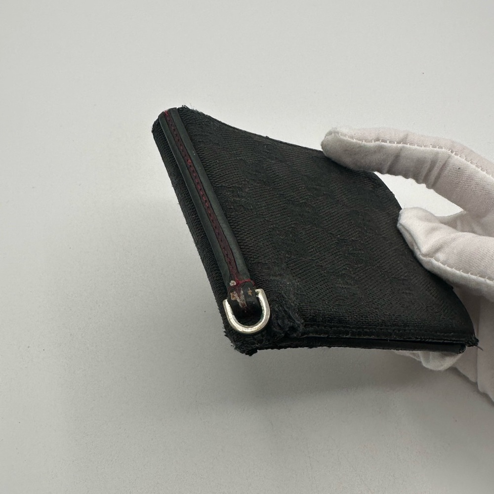 Gucci Bi Fold Wallet - Picture 3 of 15